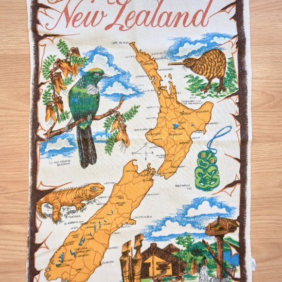 Vintage New Zealand Map Linen Tea Towel - Picture 2 of 5